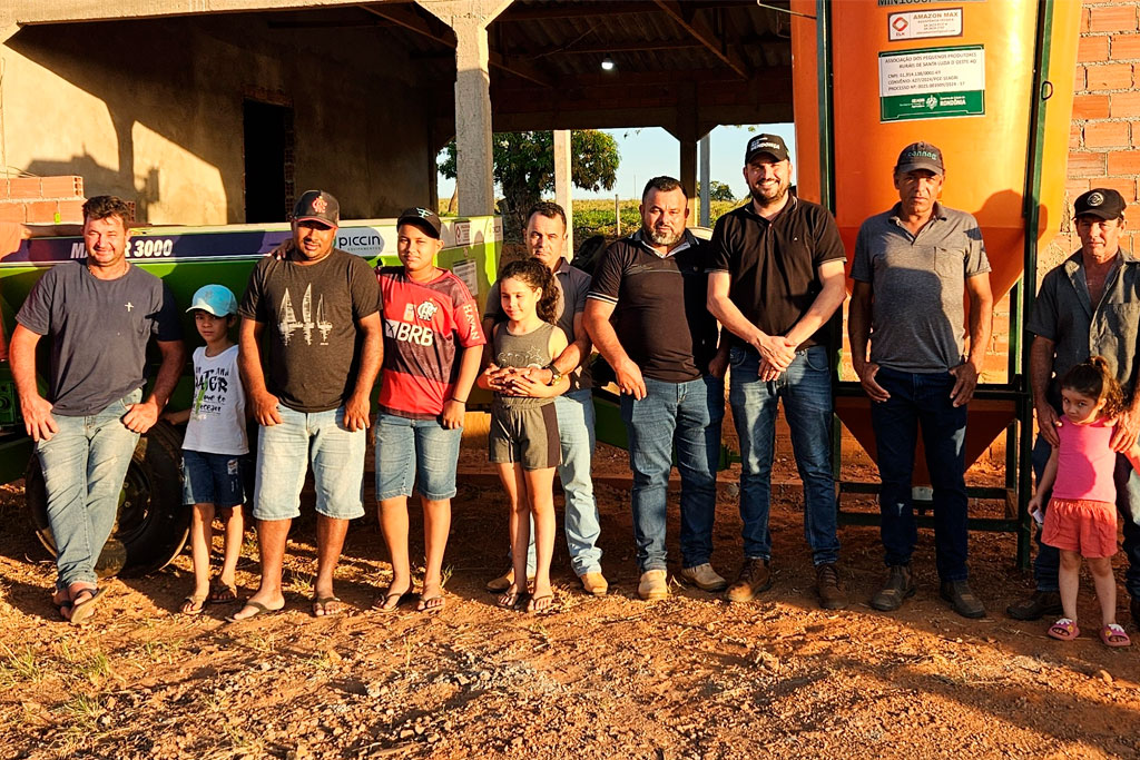 Produtores da ASPRUGO (Foto: Carlos Henrique)