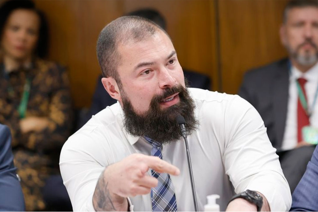 O relator, deputado Delegado Paulo Bilynskyj (PL-SP): texto integra investigação criminal e responsabilização por infrações de trânsito - Foto: Marina Ramos / Câmara dos Deputados