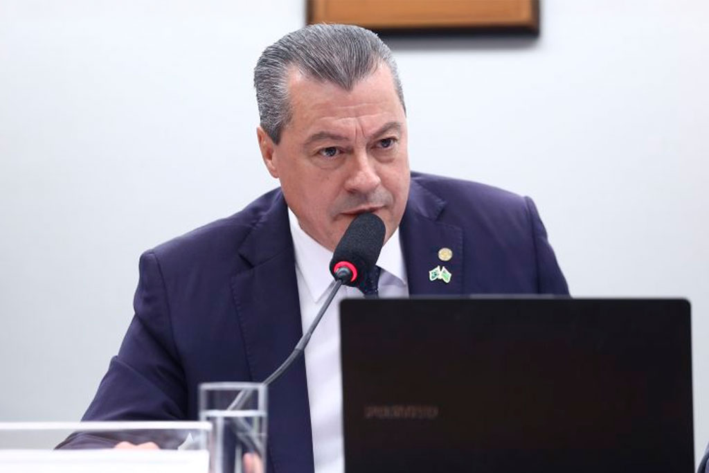 O relator, deputado Daniel Agrobom (PL-GO): "Setor de eventos tem natureza eventual e não se enquadra na contratação por CLT" - Foto: Vinicius Loures/Câmara dos Deputados