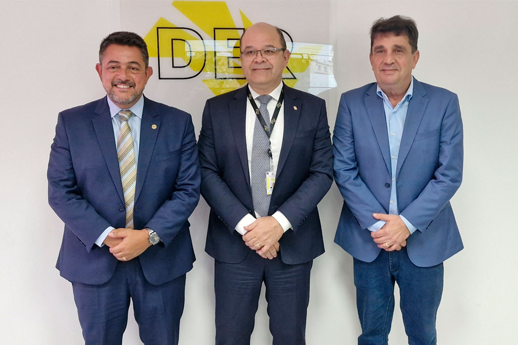 Durante a reunião com o Presidente da autarquia, Coronel Sérgio Codelo, foram tratadas as dificuldades de mobilidade na Rodovia Anhanguera (SP-328) e discutidas alternativas para modernizar os acessos à cidade – Foto: Jonathas Ventura