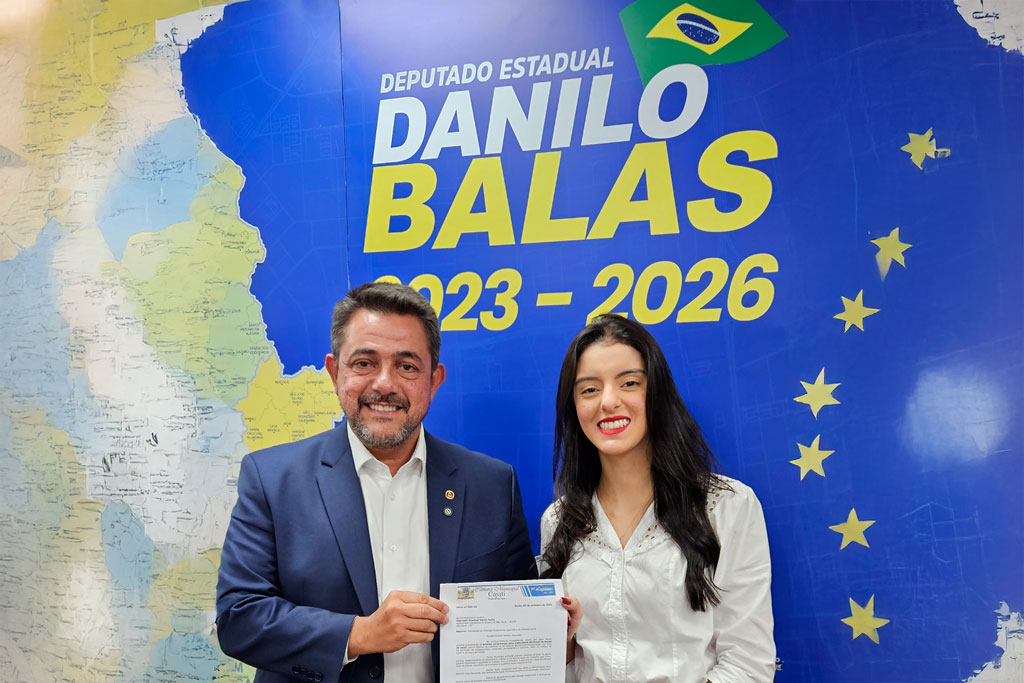 Deputado Estadual Danilo Balas (PL-SP) e a Vereadora mais jovem do Estado, Victoria Cordeiro, de Cajati - Foto: divulgação/ALESP