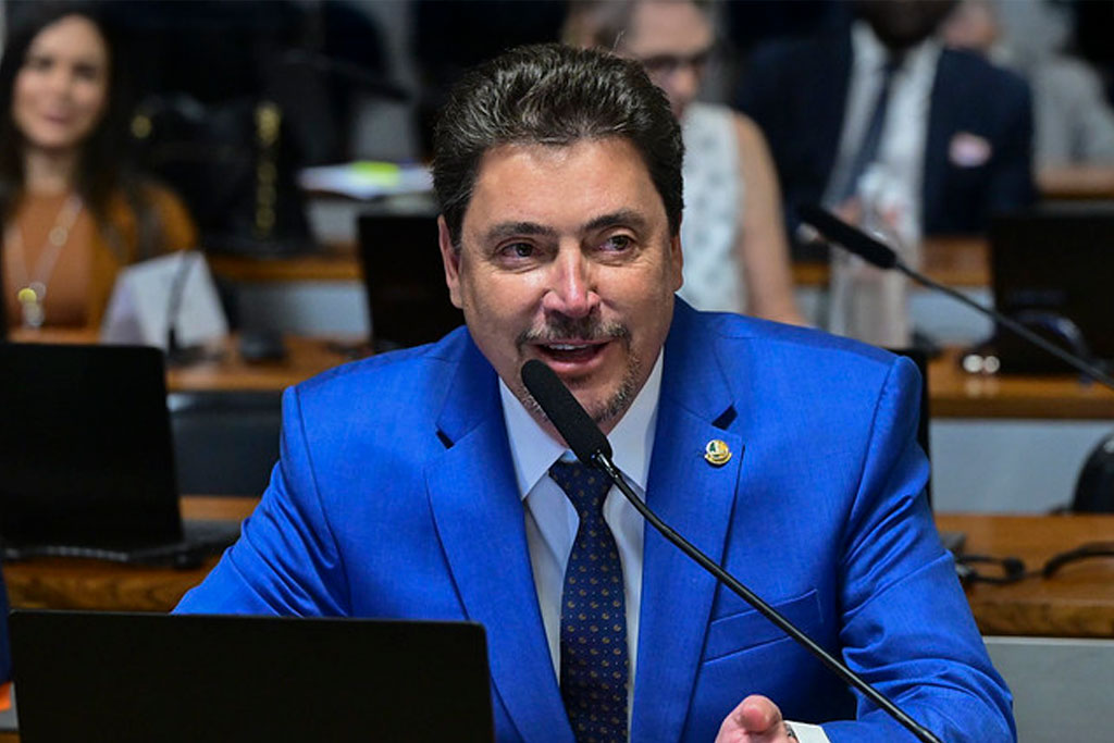 Senador Wilder Morais (PL-GO) em pronunciamento à bancada - Foto: Geraldo Magela/Agência Senado