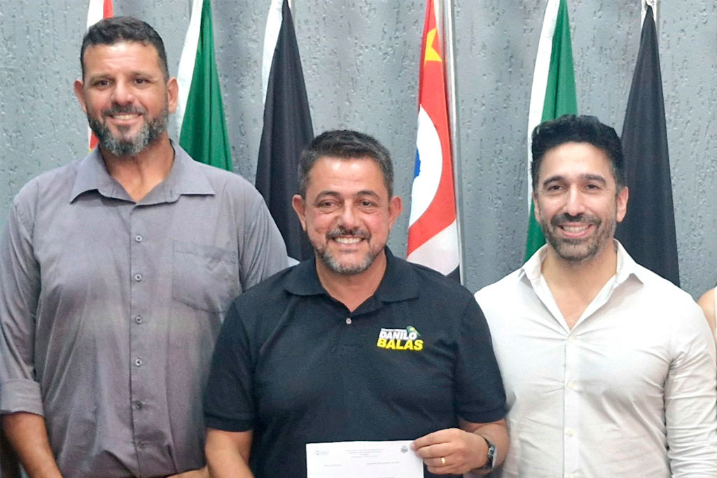 Da direita para a esquerda - Vereador Montanha, Deputado Danilo Balas e o Prefeito João Jorge Fadel Filho - Foto: Jonathas Ventura