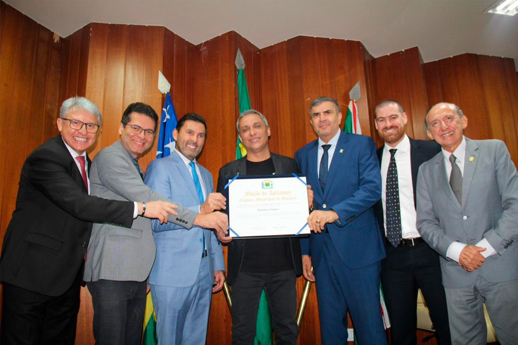 Gustavo Gayer (PL-GO) recebe moção de aplausos na Câmara Municipal de Goiânia - Foto: Millena Cristina de Oliveira / Câmara Municipal de Goiânia