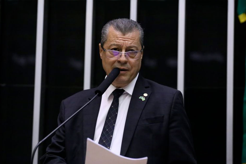 Daniel Agrobom (PL-GO) recomendou a aprovação da proposta – Foto: Kayo Magalhães / Câmara dos Deputados