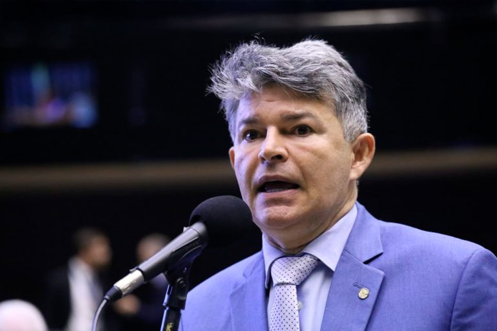 José Medeiros (PL-MT): medida é estratégica para a saúde animal e a saúde pública - Foto: kayo Magalhães/Câmara dos Deputados