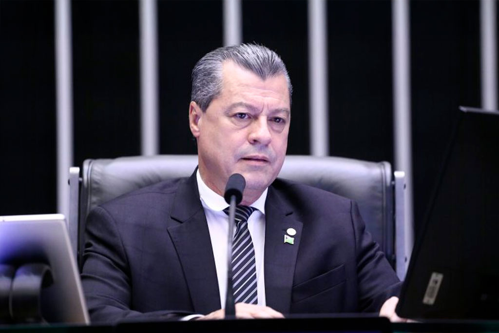 Deputado Daniel Agrobom (PL-GO): atendimento qualificado oferece suporte essencial para o bem-estar mental - Vinicius Loures/Câmara dos Depu