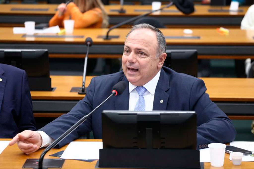 Deputado General Pazuello (PL-RJ) é o relator da proposta – Foto: Vinicius Loures / Câmara dos Deputados