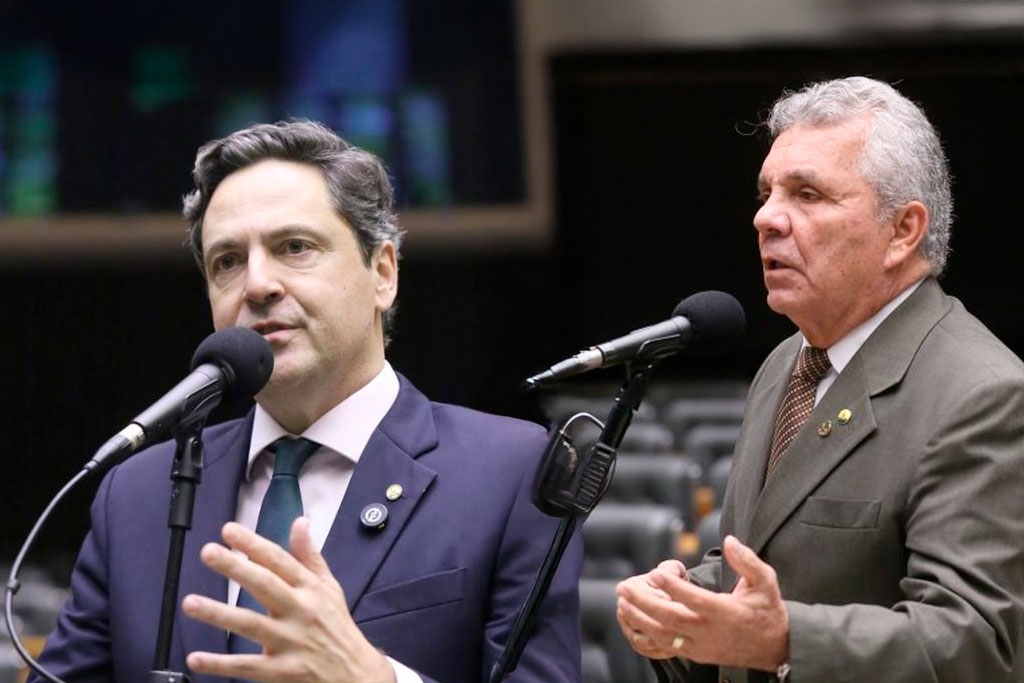Autor da proposta, deputado Luiz Philippe de Orleans e Bragança (PL-SP), e o relator, deputado Alberto Fraga (PL-DF) - Foto: divulgação/Agência Câmara de Noticias