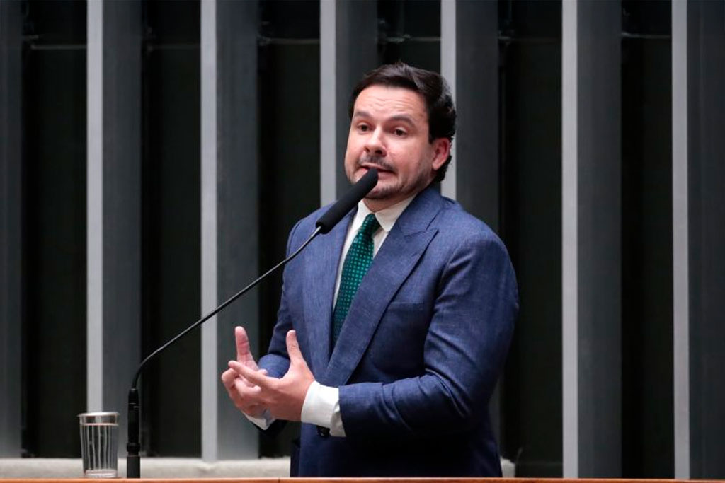 Capitão Alberto Neto (PL-AM): objetivo é reduzir acidentes e doenças causadas pelo trabalho – Foto: Bruno Spada/Câmara dos Deputados