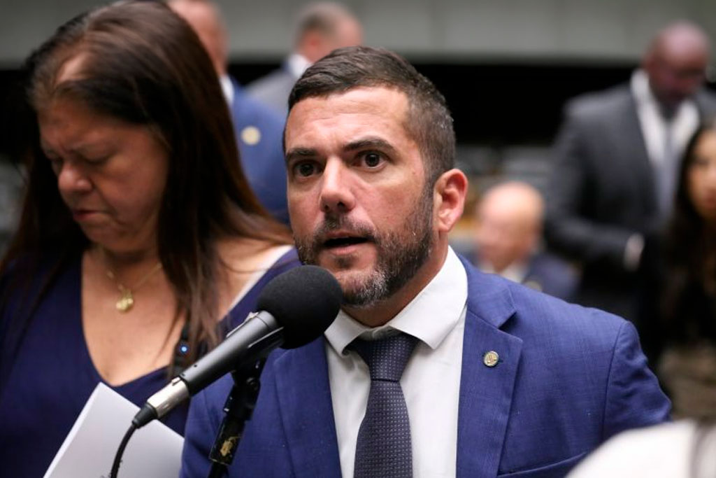 Deputado Carlos Jordy (PL-RJ): medida busca corrigir "vácuo legislativo" - Foto: Kayo Magalhães/Câmara dos Deputados