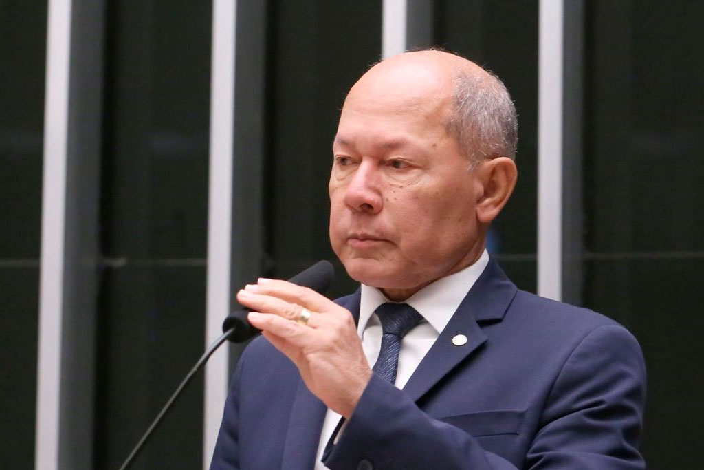 Coronel Chrisóstomo pede explicações ao Ministério da Defesa sobre possível base secreta chinesa na Bahia