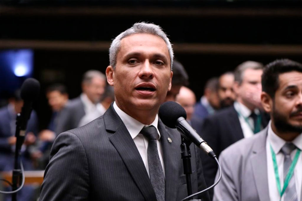 O deputado federal Gustavo Gayer (PL-GO), líder da Minoria na Câmara dos Deputados - Foto: Kayo Magalhães/Câmara dos Deputados