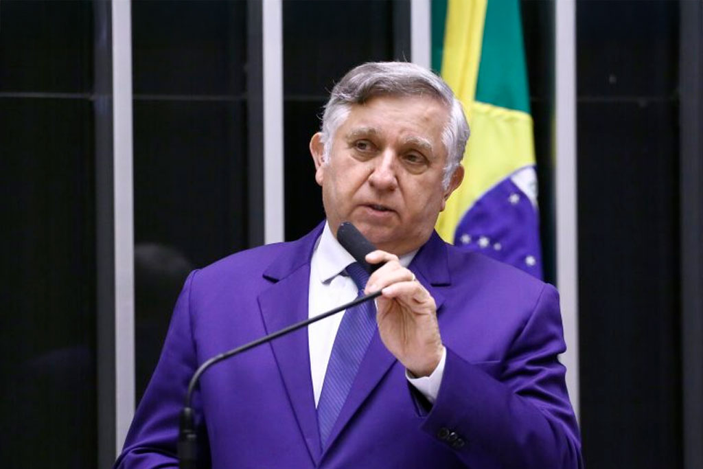 Senador Izalci Lucas (PL-DF) pediu a convocação de Augusto Lima – Foto: Vinicius Loures/Câmara dos Deputados