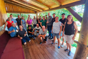 Política no olho no olho: Osmar Terra e Vanice de Matos percorrem o interior gaúcho ouvindo a população -Foto: divulgação/Assessoria de Imprensa do Deputado