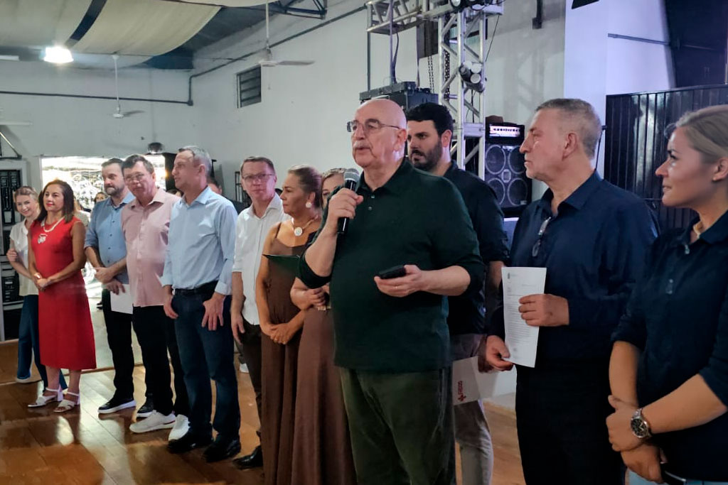 Deputado Osmar Terra (PL-RS) reforça investimentos em saúde pública e amplia apoio a regiões afetadas por enchentes - Foto: divulgação/Assessoria de Imprensa