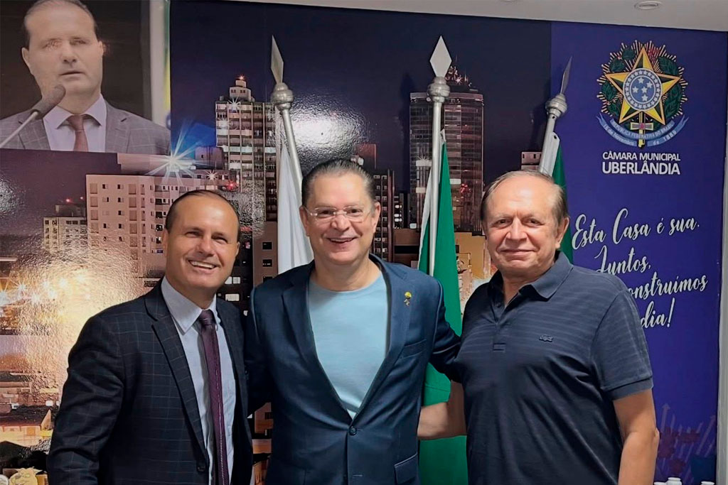 Sóstenes Cavalcante visita Câmara Municipal de Uberlândia e destaca papel dos vereadores na política