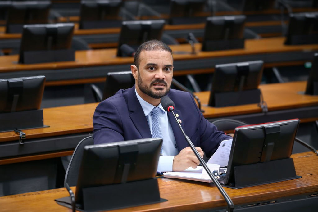 Capitão Alden (PL-BA) propôs a realização do debate – Foto: Vinicius Loures / Câmara dos Deputados