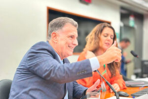 Coronel Meira (PL-PE) preside audiências públicas que visa redução da idade mínima para obtenção da primeira CNH e debate sobre o programa Habite Seguro - Foto: divulgação/Agência Câmara de Notícias