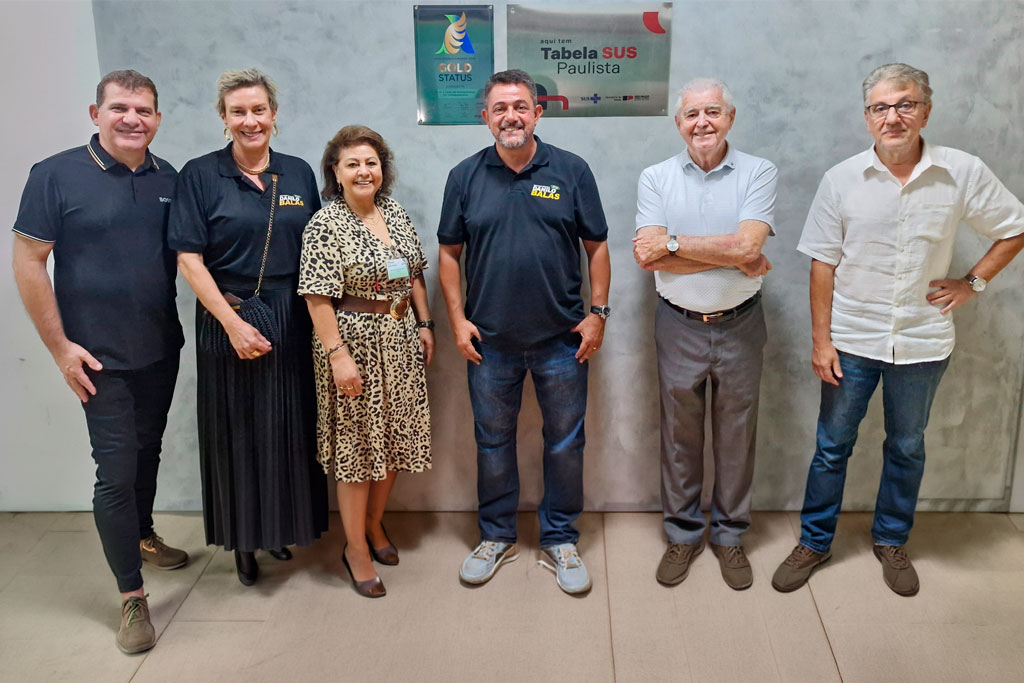 Deputado Danilo Balas (PL-SP) visita Santa Casa de Pirassununga e articula recursos para a saúde - Foto: Jonathan Ventura