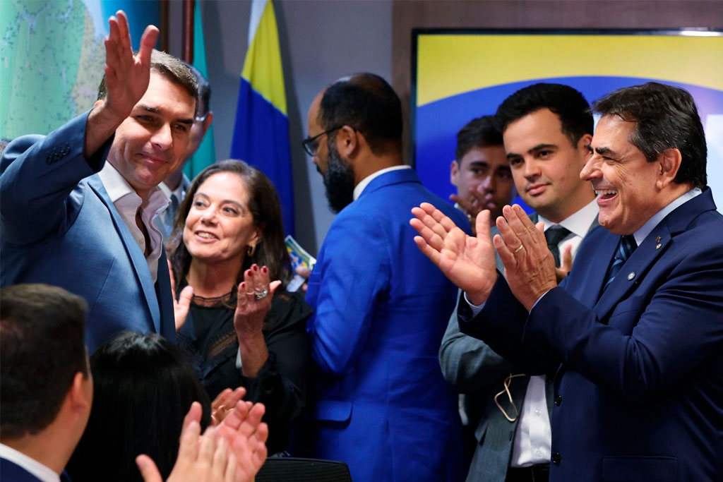 Com presença de Flávio Bolsonaro, PL anuncia Domingos Sávio como pré-candidato ao Senado por Minas Gerais - Foto: Beto Barata/PL