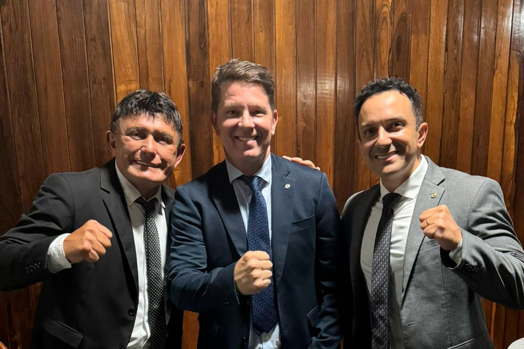 Deputado Éder Mauro (PL-PA), Deputado Mario Frias (PL-SP) e o Deputado estadual Rogério Barra (PL-PA) - Foto: divulgação/Assessoria de Imprensa