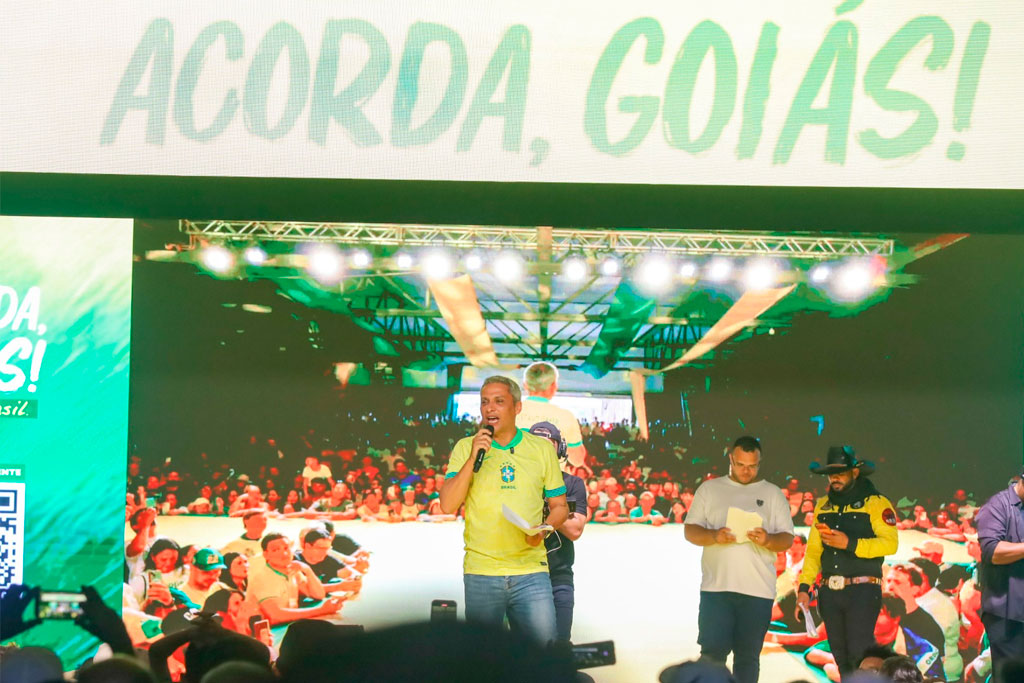 Gayer (PL-GO) lidera pesquisa espontânea com ampla vantagem e aparece em empate técnico com 1º lugar na disputa pelo Senado em Goiás