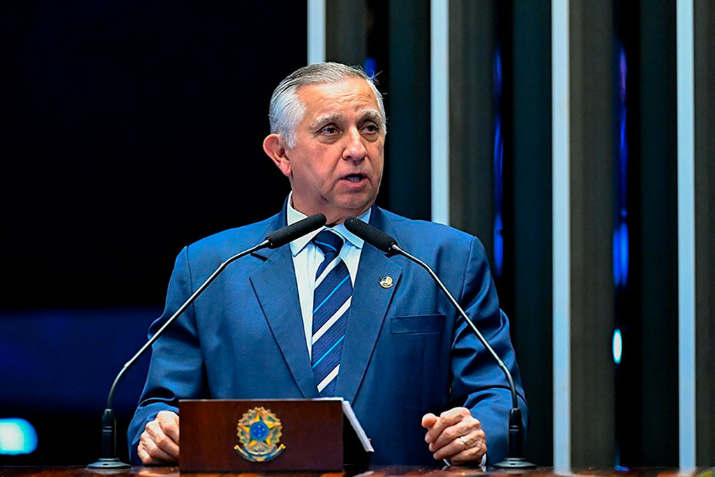 Izalci Lucas informa que PL votará contra indicação de Jorge Messias ao STF