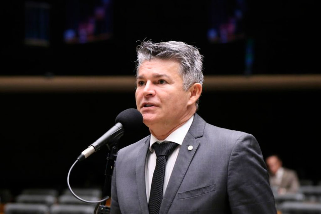 Deputado José Medeiros  (PL-MT) tem parecer aprovado para proibir invasores de terra de acessar crédito rural