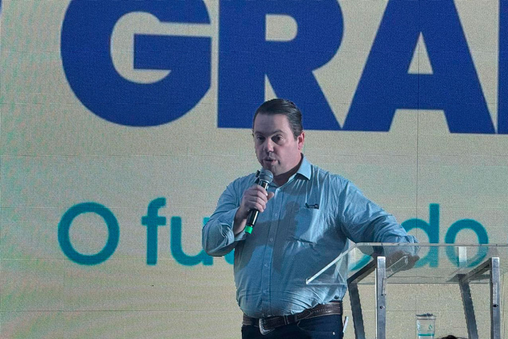 Rodolfo Nogueira (PL--MS) recebe Flávio Bolsonaro (PL-RJ) na Expogrande e reforça importância da segurança jurídica no campo - Foto: divulgação/Agência Assessoria de Imprensa