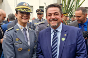 Deputado Estadual Danilo Balas (PL-SP) participa de cerimônia histórica que marca primeira mulher no comando da PM de São Paulo Foto: Jonathas Ventura