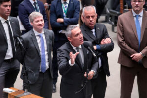Deputado federal Gustavo Gayer (PL-GO), líder da minoria na Câmara dos Deputados - Foto: Bruno Spada/Câmara dos Deputados