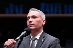 Deputado federal Gustavo Gayer (PL-GO), líder da Minoria na Câmara - Foto: Bruno Spada/Câmara dos Deputados